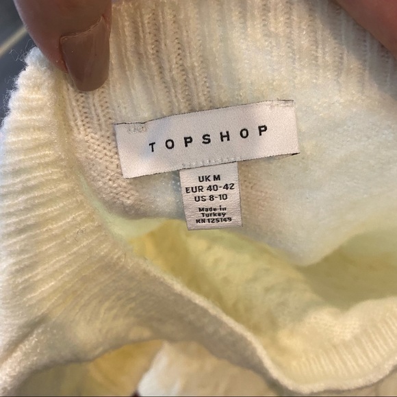 TOPSHOP Cable Stitch Crop Sweater In Ivory NWT - Picture 10 of 15